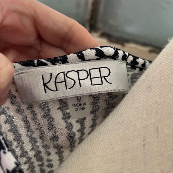 Kasper Womens Blouse Houndstooth Print Half Sleeve Black & White Size Medium NWT - Picture 6 of 10